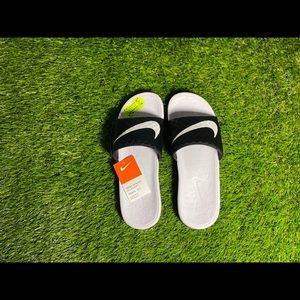 Nike Benassi Solarsoft Slides Black/White